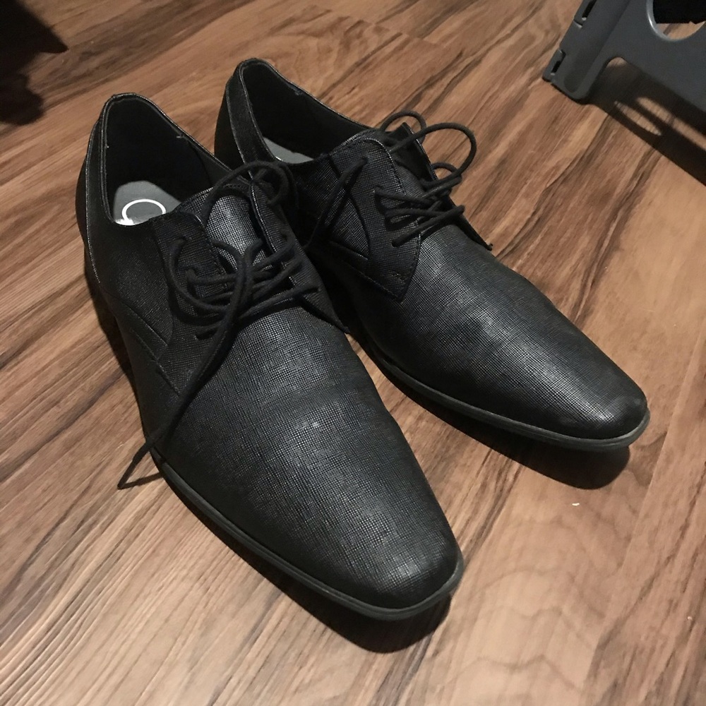 Calvin Klein Dress Shoes size 12